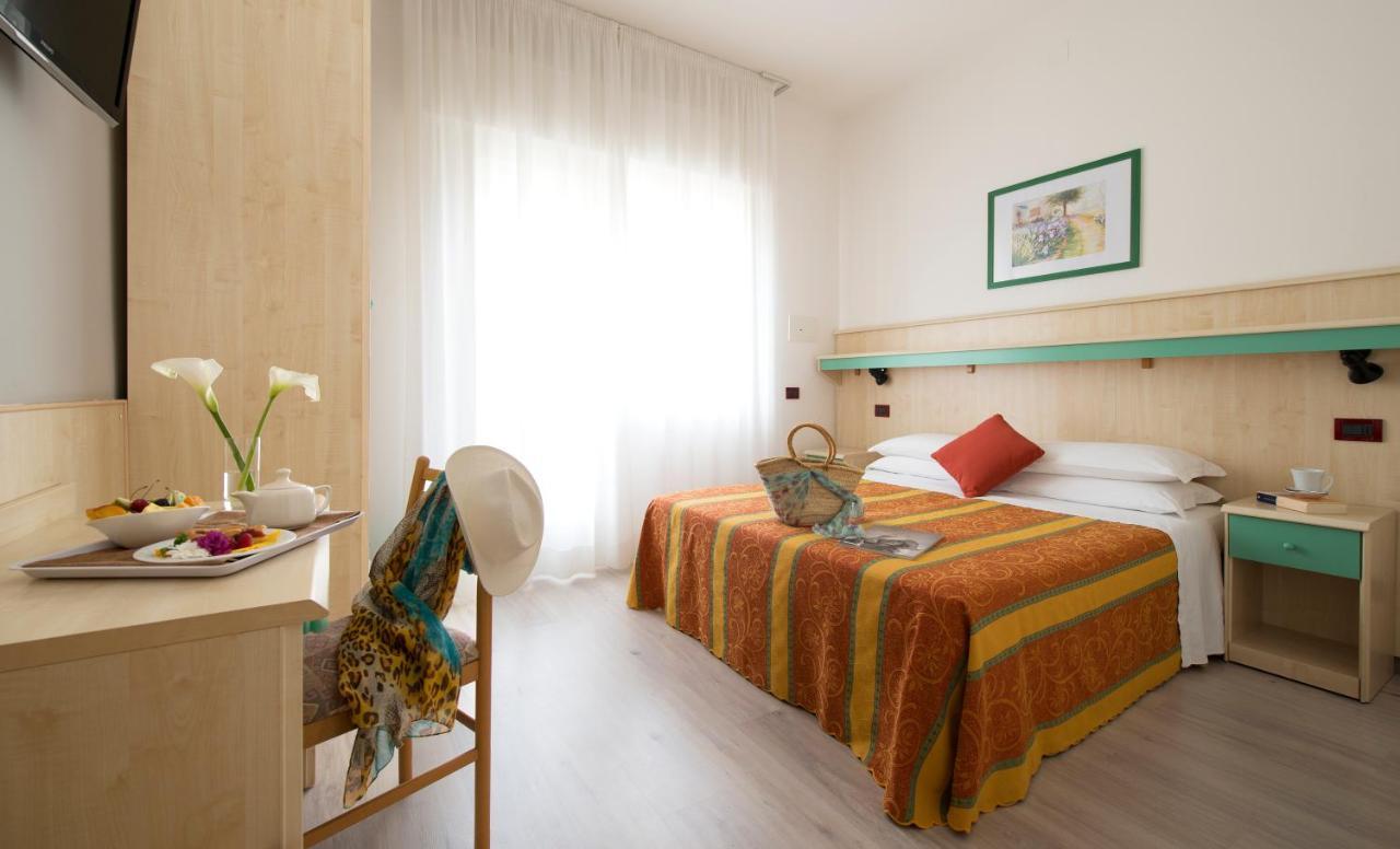 Hotel Pillon Бибионе Экстерьер фото