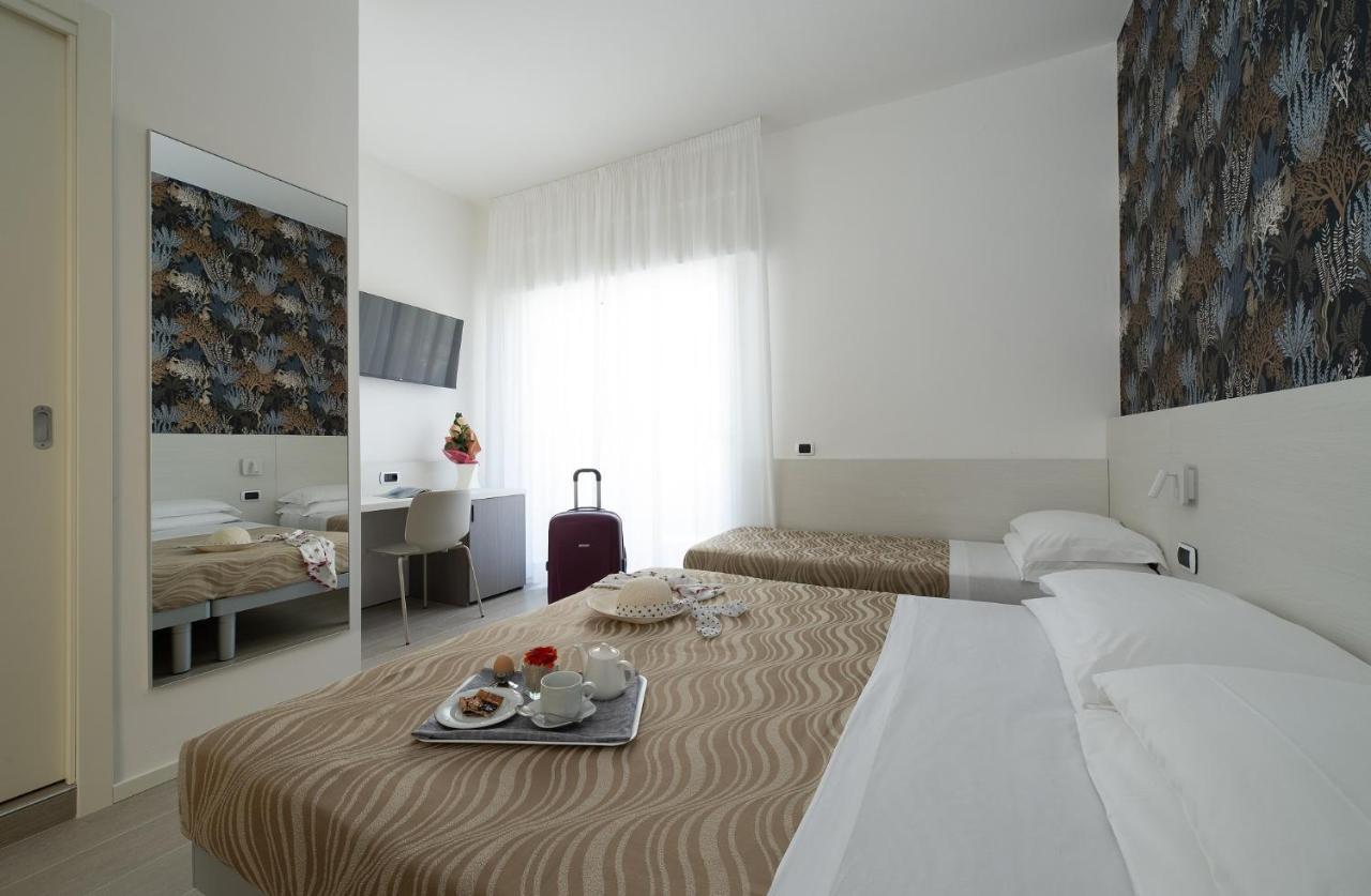 Hotel Pillon Бибионе Экстерьер фото