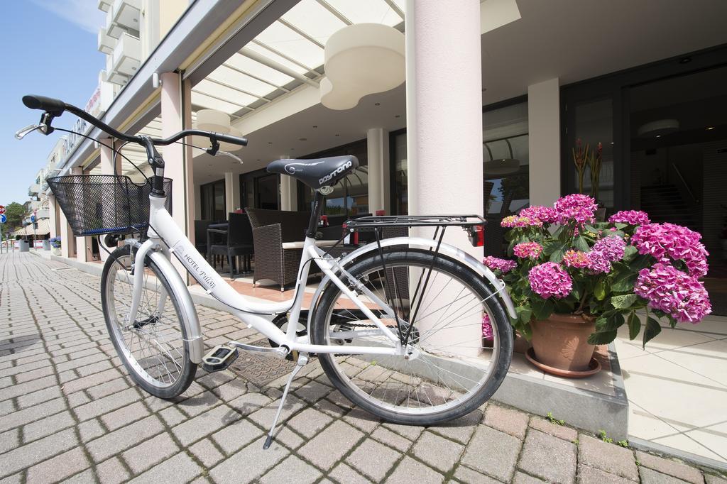 Hotel Pillon Бибионе Экстерьер фото